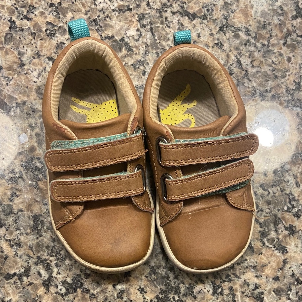 Ten Little sneakers- 7.5